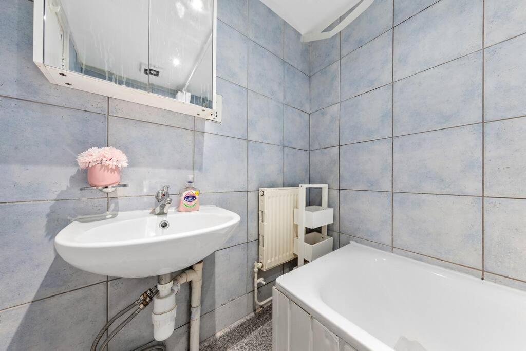 Апартаменти 1Br Modern Flat On Edgware Rd Ed3 Лондон Екстер'єр фото