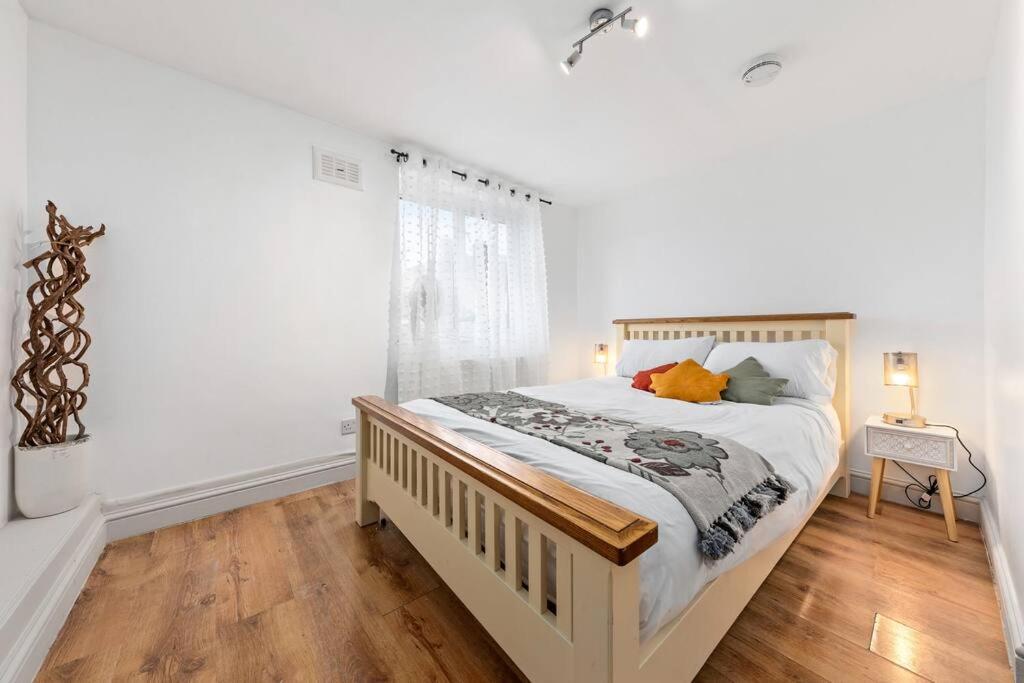 Апартаменти 1Br Modern Flat On Edgware Rd Ed3 Лондон Екстер'єр фото