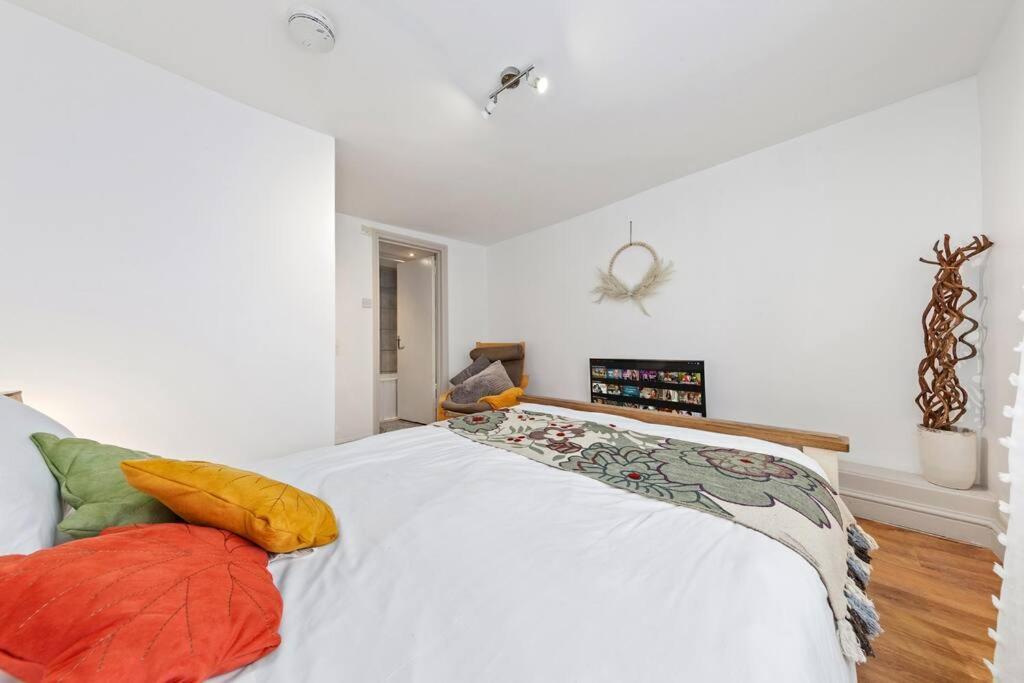Апартаменти 1Br Modern Flat On Edgware Rd Ed3 Лондон Екстер'єр фото